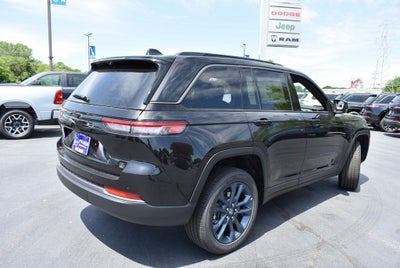 2026 Jeep Grand Cherokee 85th Anniversary Edition