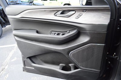 2025 Jeep Grand Cherokee Overland