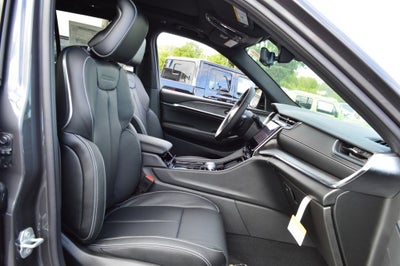 2025 Jeep Grand Cherokee Overland