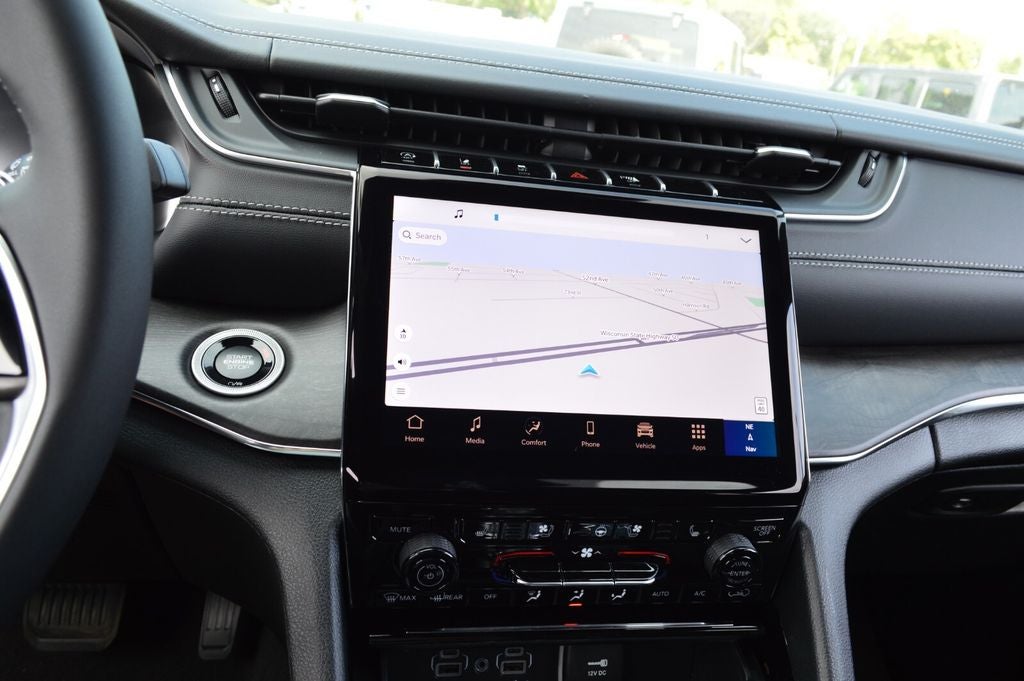 2025 Jeep Grand Cherokee Overland