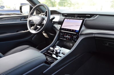 2025 Jeep Grand Cherokee Overland