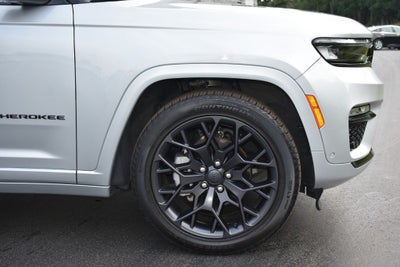 2025 Jeep Grand Cherokee Summit Reserve