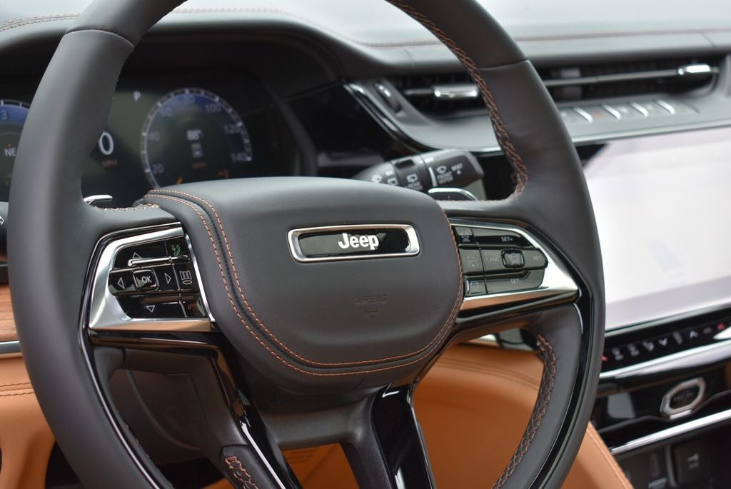 2026 Jeep Grand Cherokee Summit