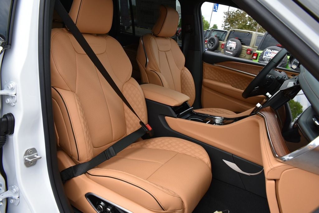 2026 Jeep Grand Cherokee Summit