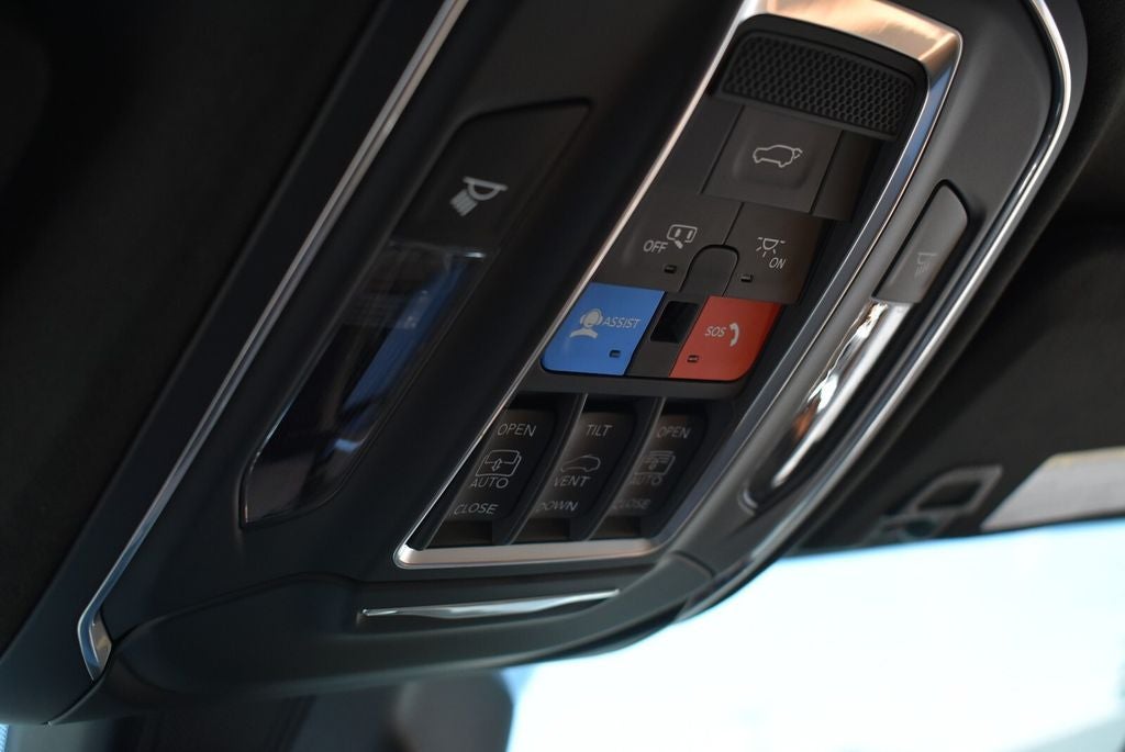 2026 Jeep Grand Cherokee Summit