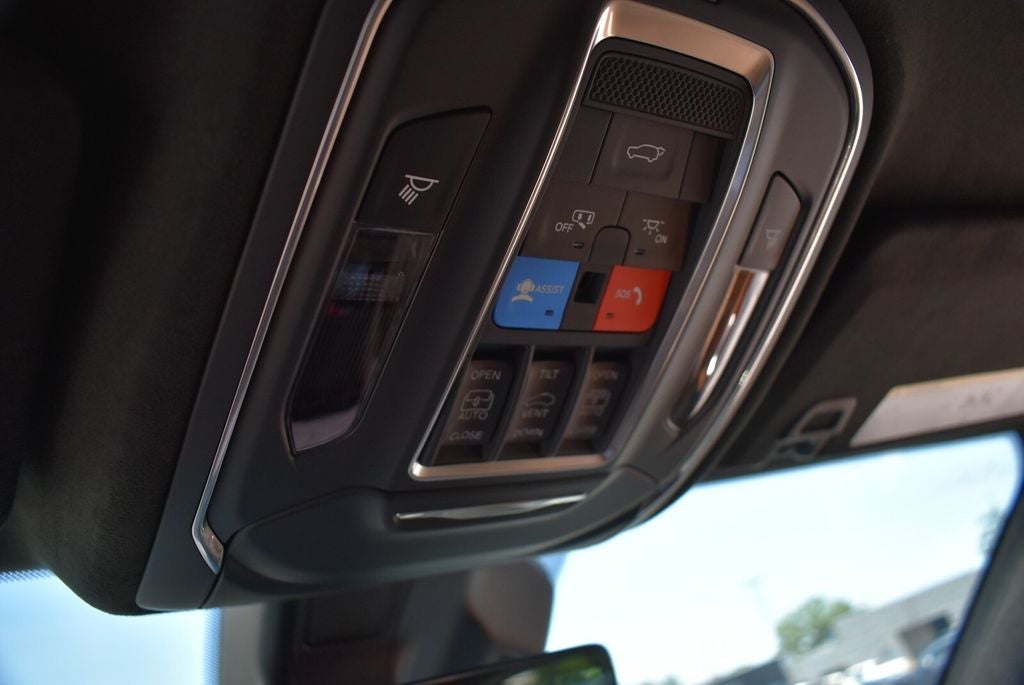 2026 Jeep Grand Cherokee Summit