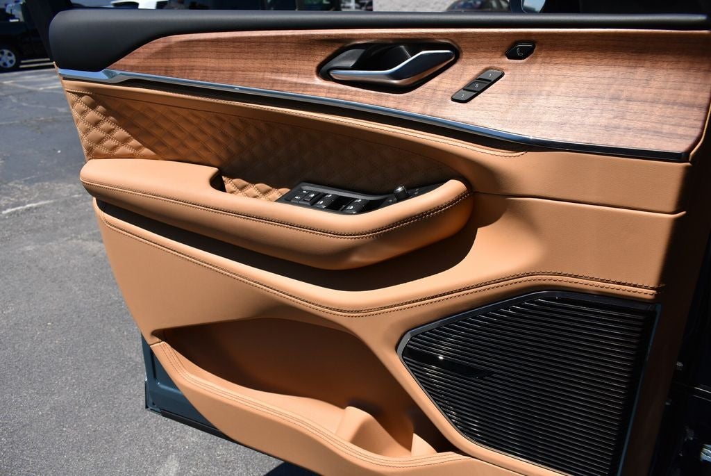 2026 Jeep Grand Cherokee Summit