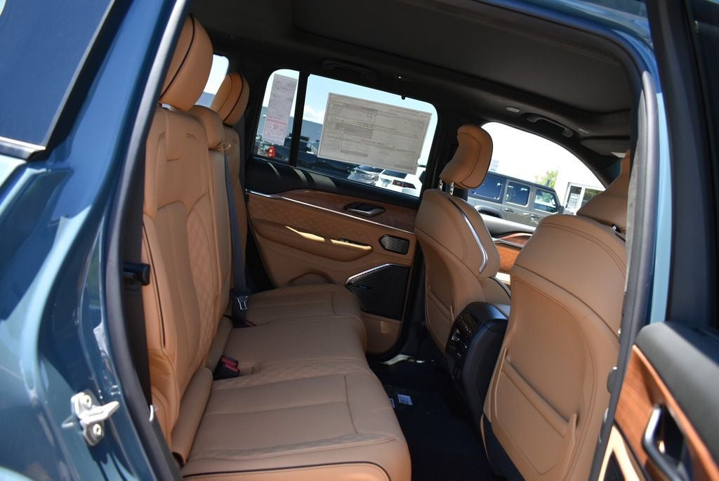 2026 Jeep Grand Cherokee Summit