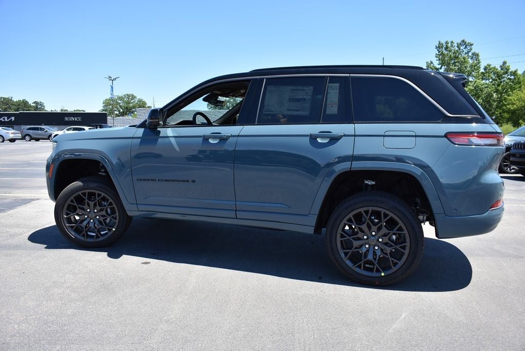 2026 Jeep Grand Cherokee Summit