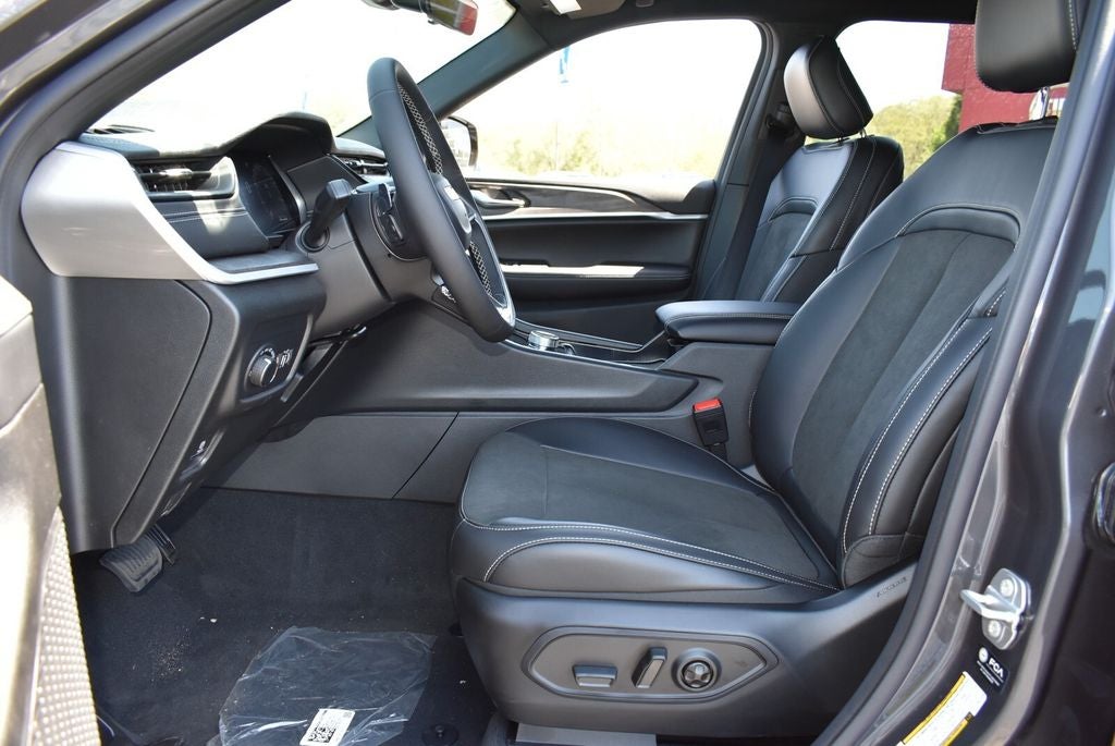 2026 Jeep Grand Cherokee L Altitude