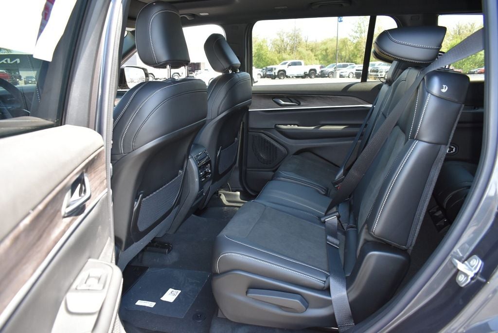 2026 Jeep Grand Cherokee L Altitude