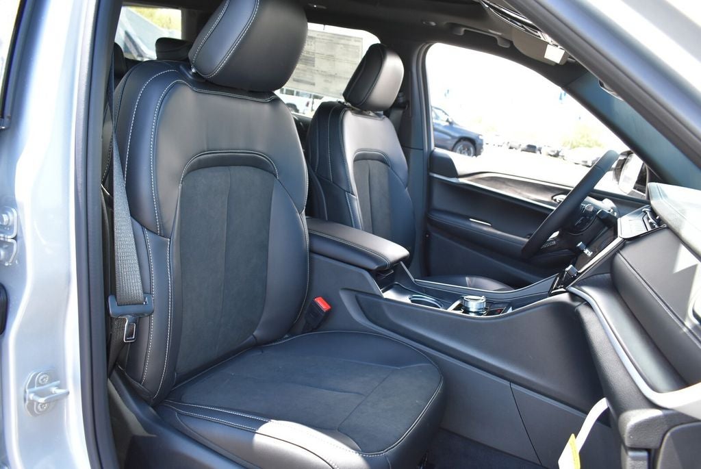 2026 Jeep Grand Cherokee L Altitude