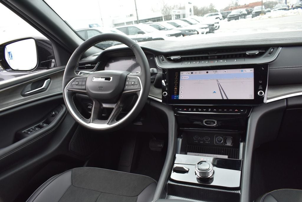 2026 Jeep Grand Cherokee L Laredo