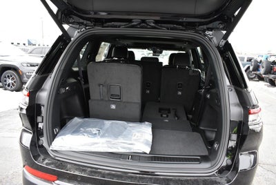 2026 Jeep Grand Cherokee L Laredo