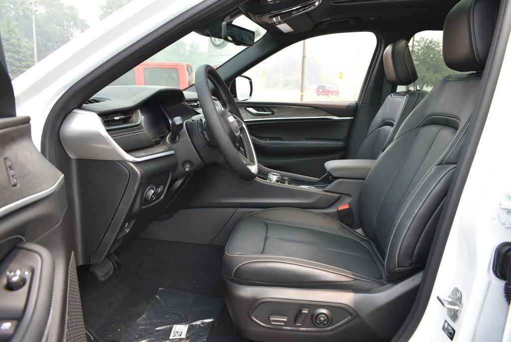 2026 Jeep Grand Cherokee L Limited Reserve