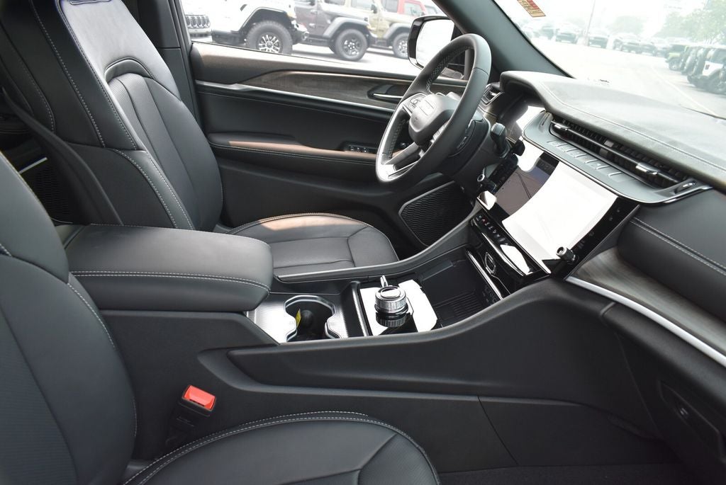 2026 Jeep Grand Cherokee L Limited Reserve
