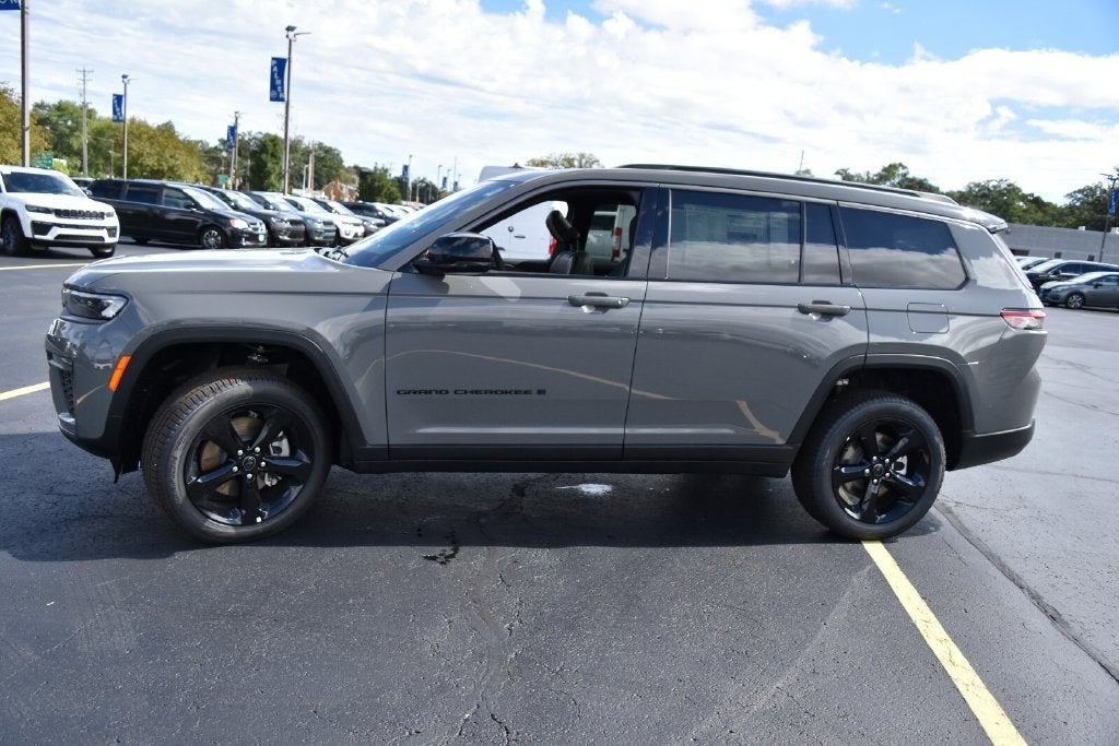 2027 Jeep Grand Cherokee L Limited