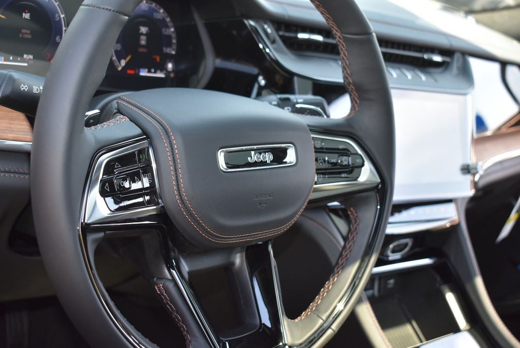 2026 Jeep Grand Cherokee L Summit