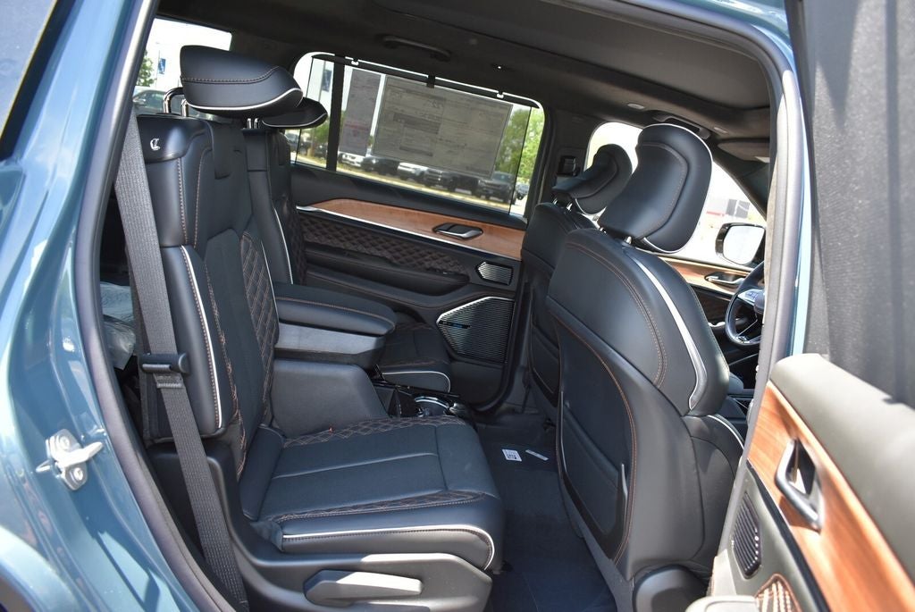 2026 Jeep Grand Cherokee L Summit
