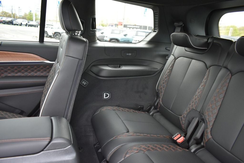 2026 Jeep Grand Cherokee L Summit