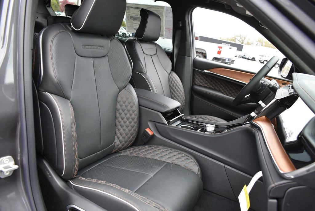 2026 Jeep Grand Cherokee L Summit