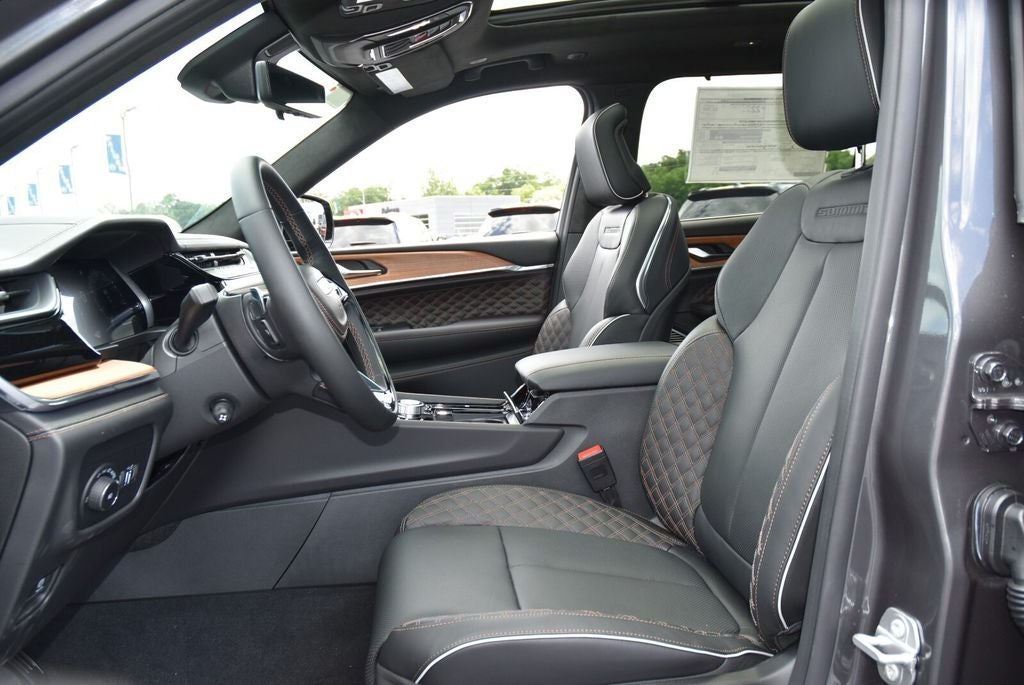 2026 Jeep Grand Cherokee L Summit