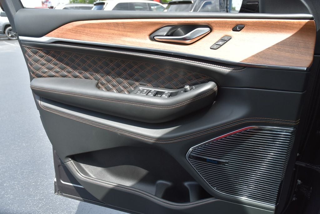 2026 Jeep Grand Cherokee L Summit