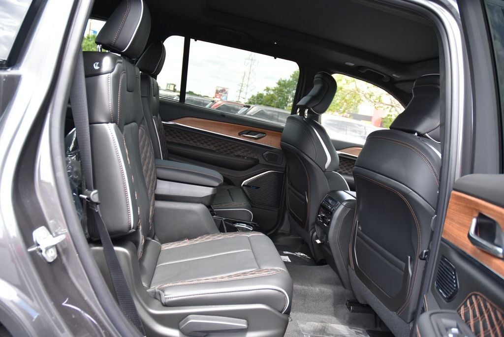 2026 Jeep Grand Cherokee L Summit