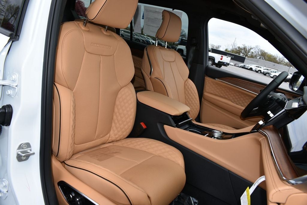 2026 Jeep Grand Cherokee L Summit