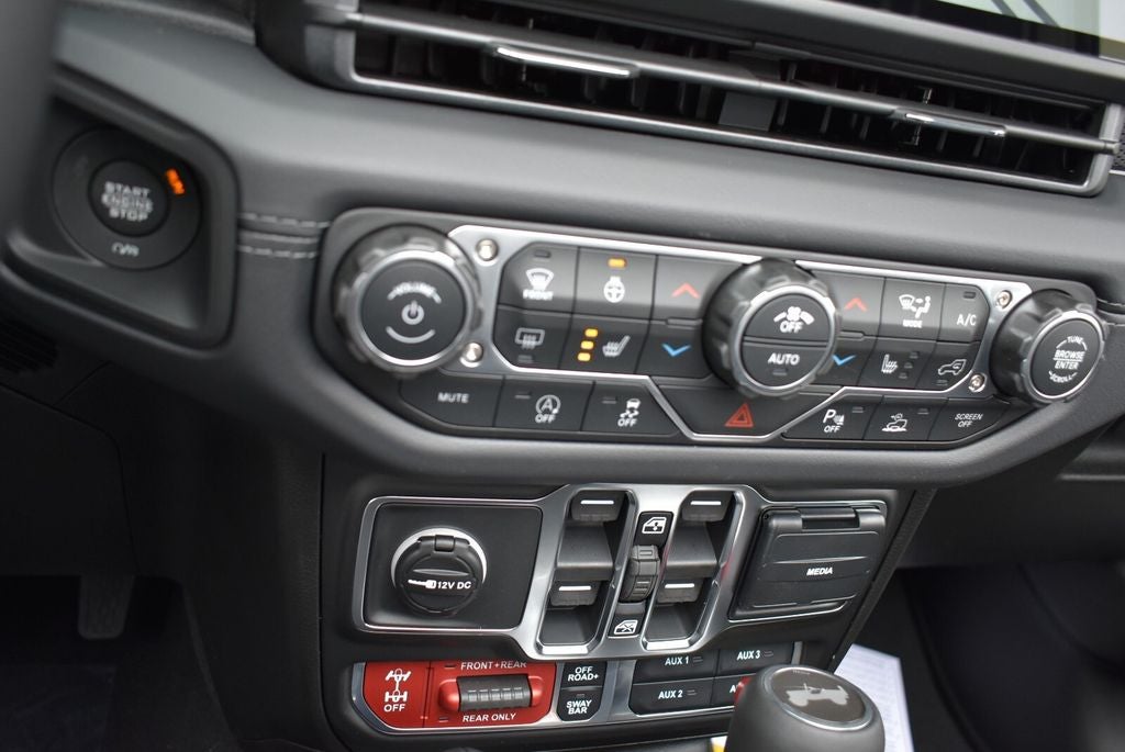 2026 Jeep Wrangler Rubicon X