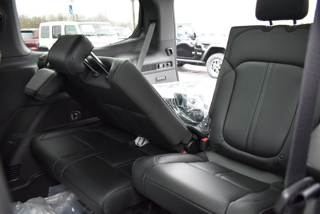 2026 Jeep Grand Wagoneer Upland