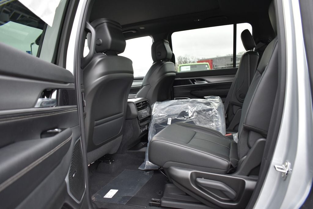 2026 Jeep Grand Wagoneer Upland