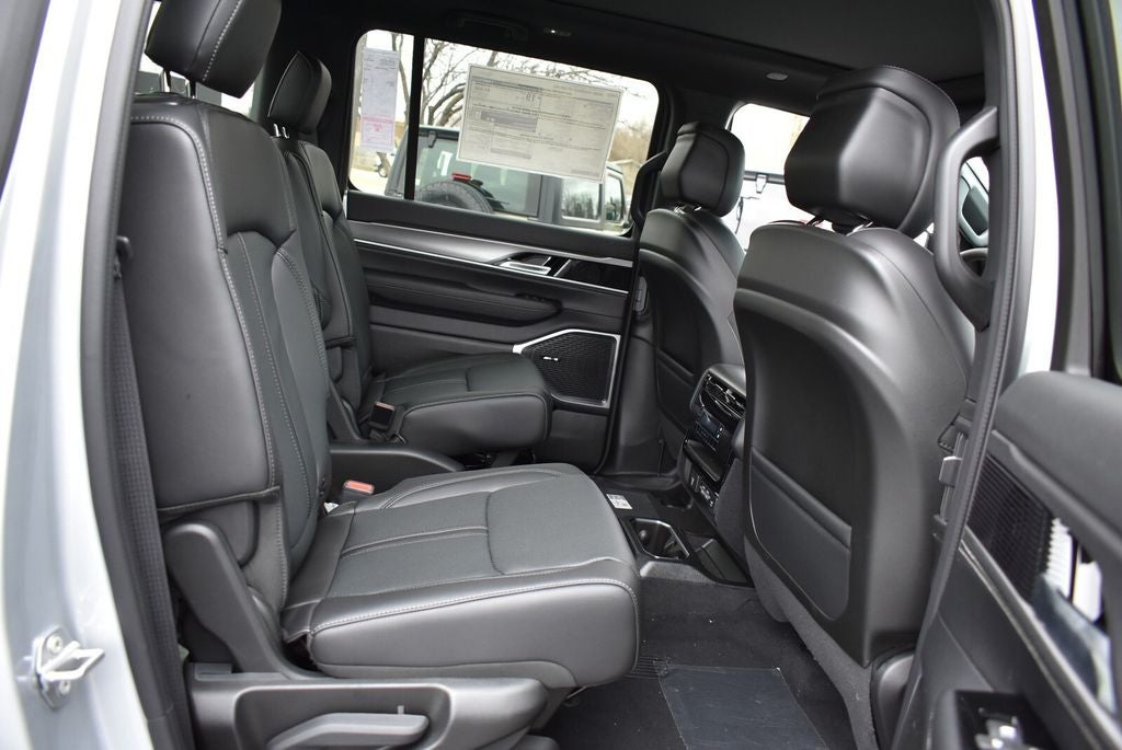 2026 Jeep Grand Wagoneer Upland