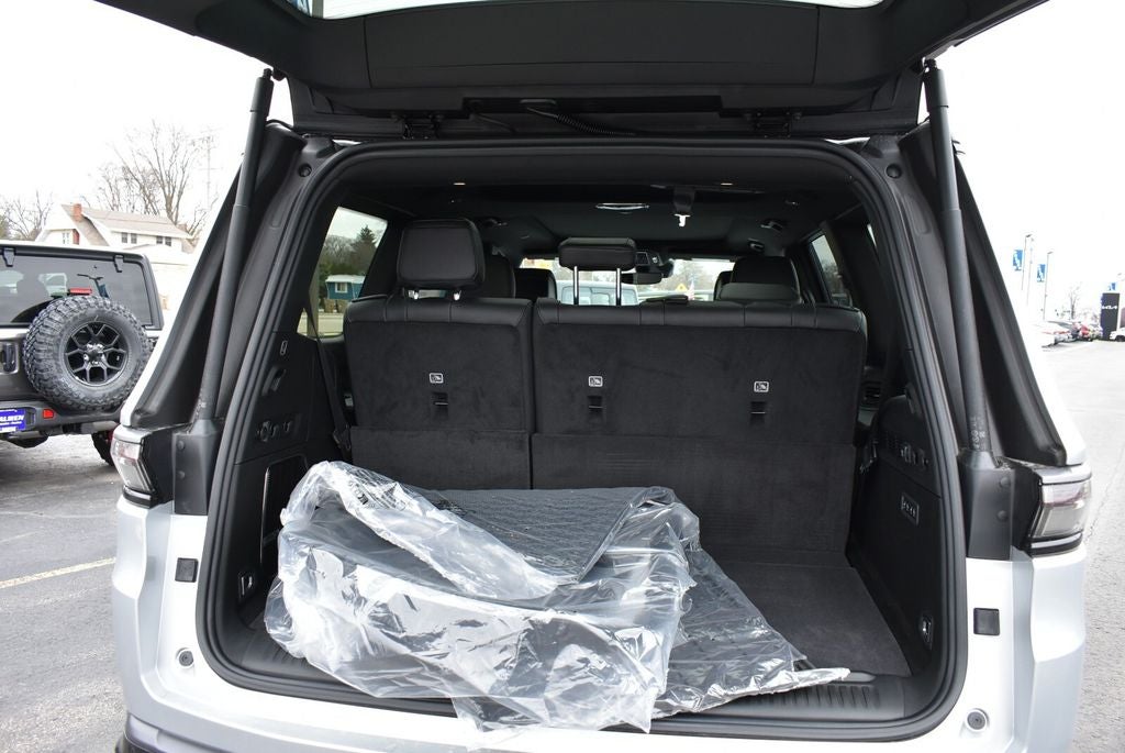 2026 Jeep Grand Wagoneer Upland