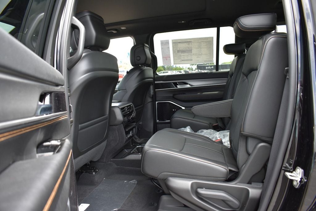 2026 Jeep Grand Wagoneer 85th Anniversary Edition