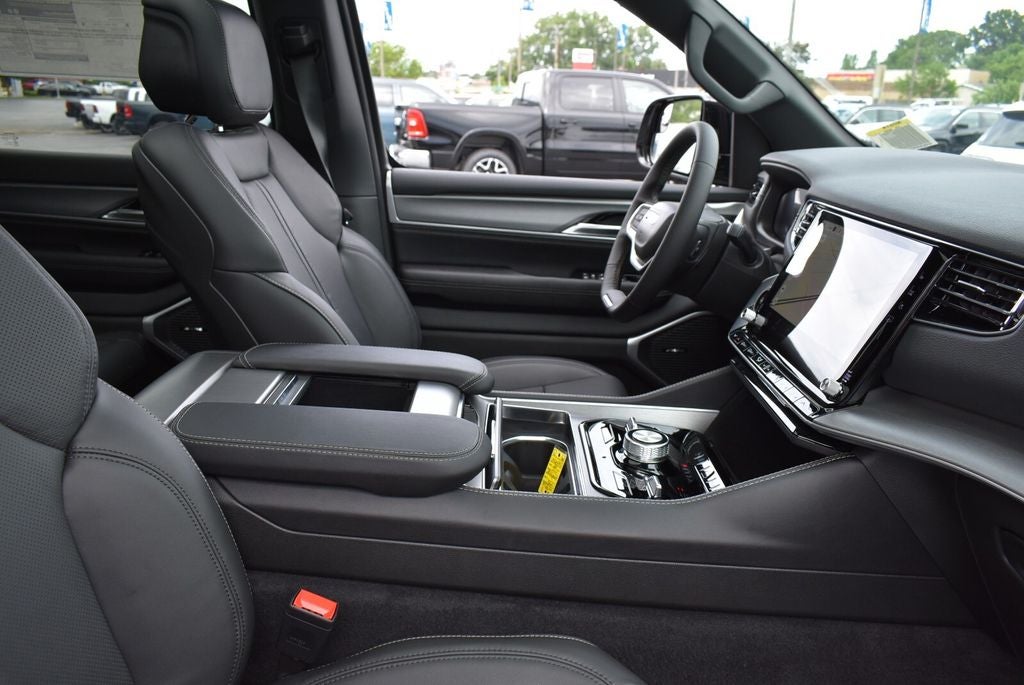 2026 Jeep Grand Wagoneer Upland
