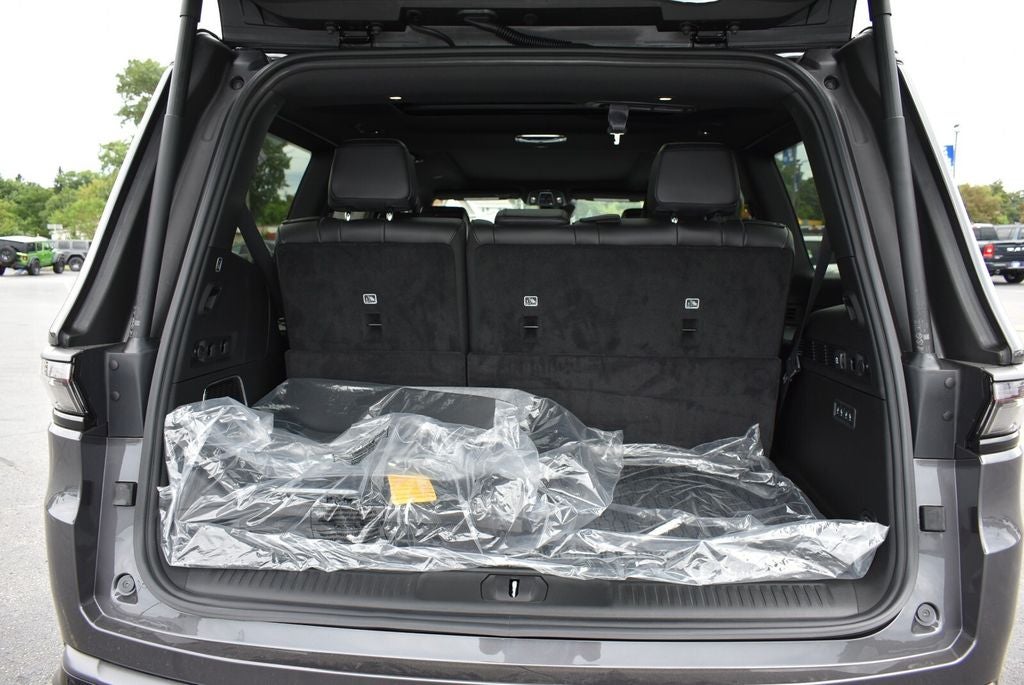 2026 Jeep Grand Wagoneer Upland