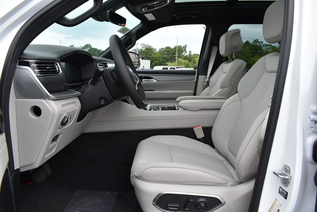 2026 Jeep Grand Wagoneer 4x4