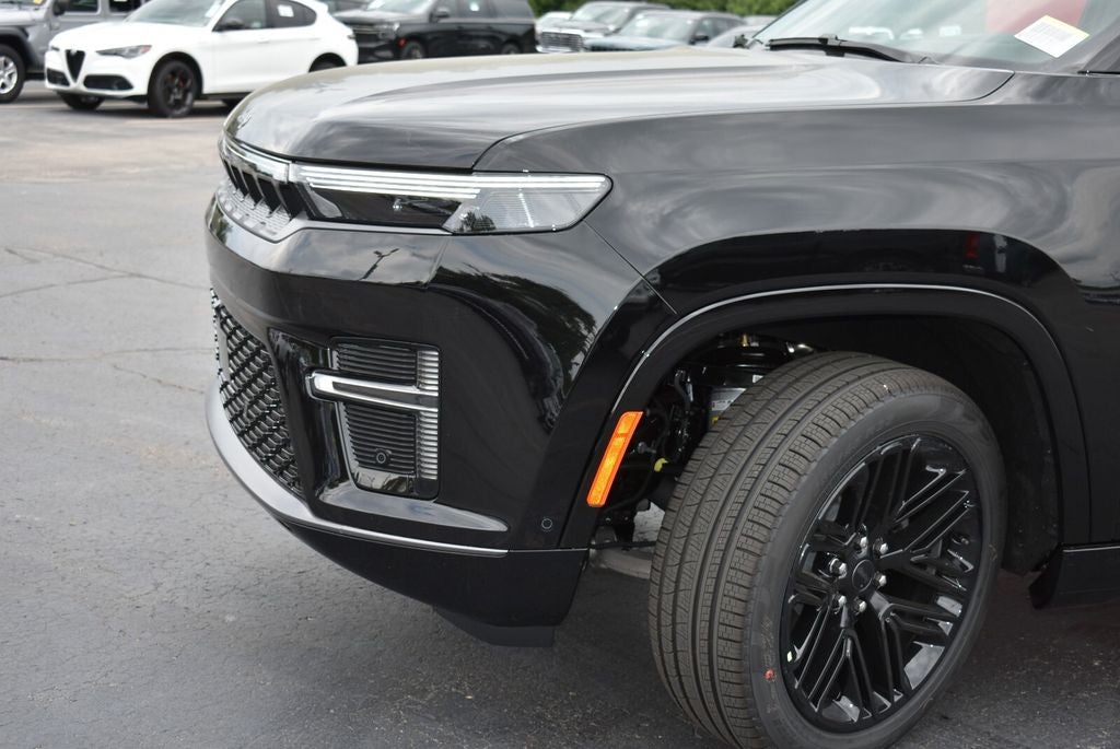 2026 Jeep Grand Wagoneer Limited Reserve