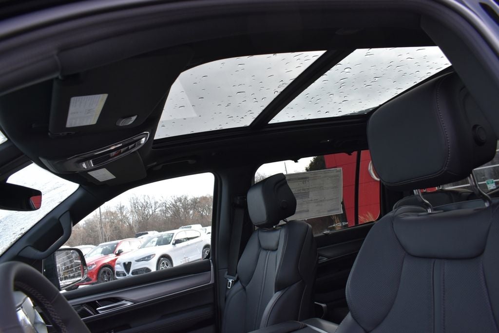 2026 Jeep Grand Wagoneer Limited Reserve