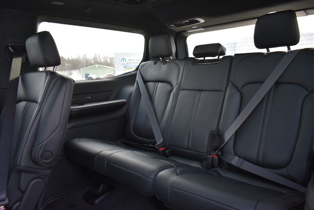 2026 Jeep Grand Wagoneer Limited Reserve