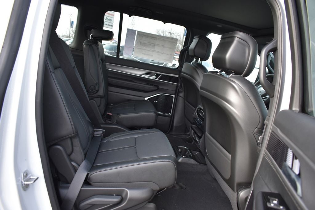 2026 Jeep Grand Wagoneer Limited Reserve