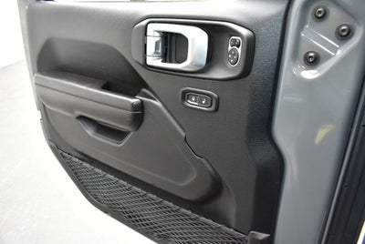 2021 Jeep Gladiator Willys