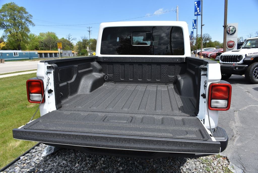 2026 Jeep Gladiator Sahara
