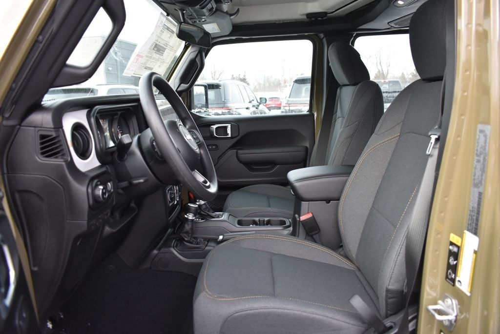 2026 Jeep Gladiator Sport