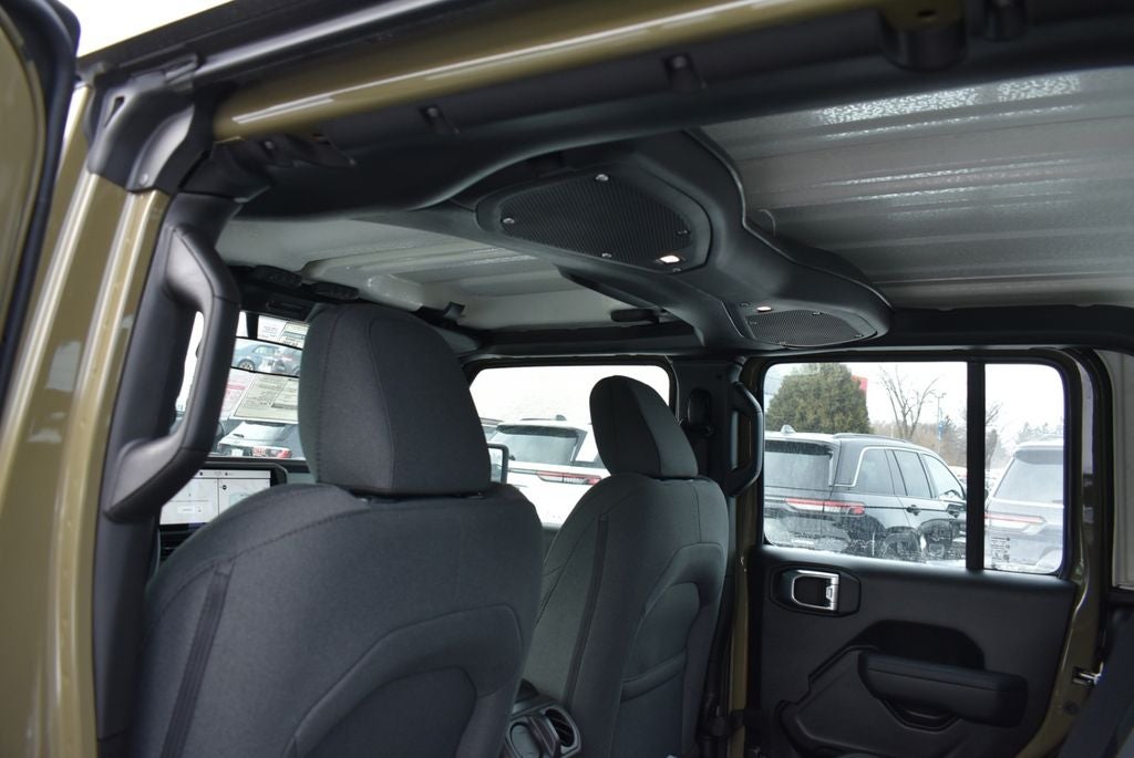 2026 Jeep Gladiator Sport