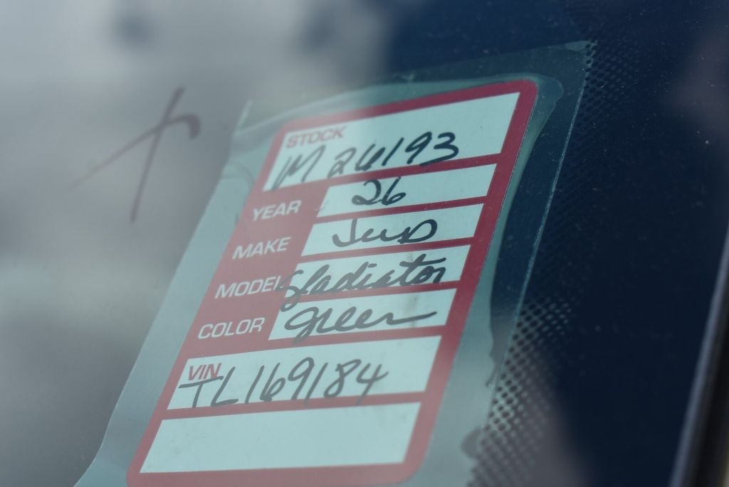 2026 Jeep Gladiator Sport