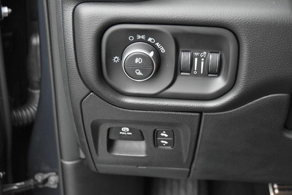 2027 RAM 1500 RHO