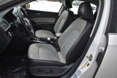 2015 Volkswagen Passat 1.8T Sport