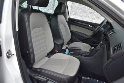 2015 Volkswagen Passat 1.8T Sport